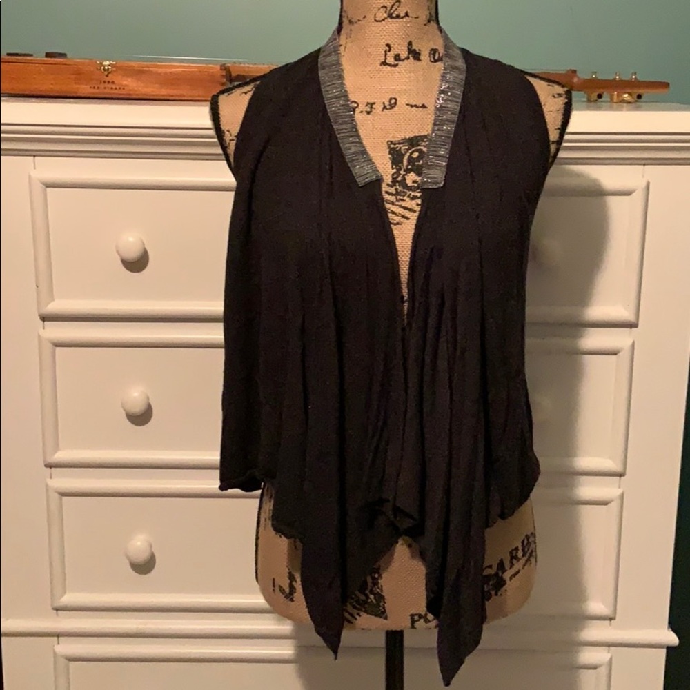 Gap vest